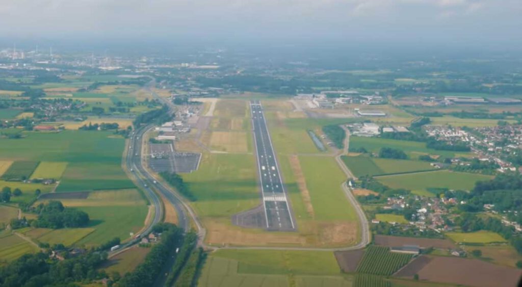 digitale communicatie website MAA Maastricht Aachen airport video productie ACN media maker landgraaf promote bedrijf zakelijk